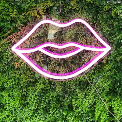 Neon Lips Sign  LED Neon Art Lights for Your Wall / Home Decor
