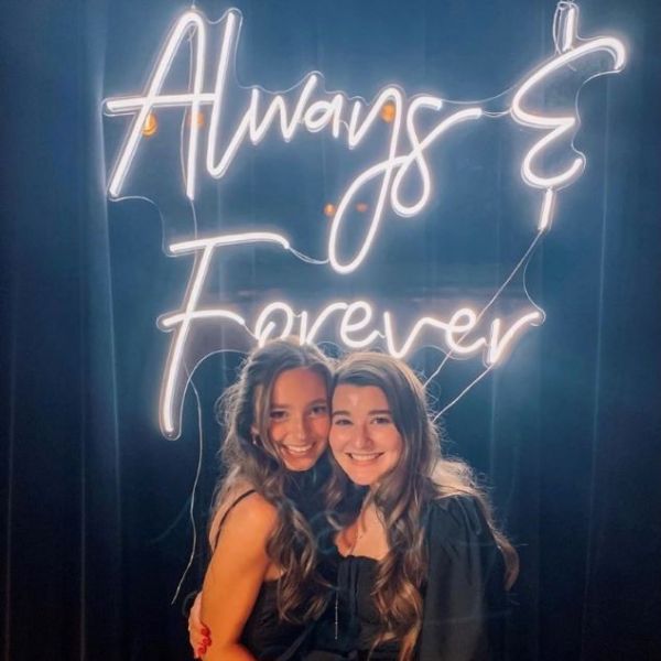 Always & Forever white neon sign as wedding decor @elle.kayee made by CUSTOM NEON®