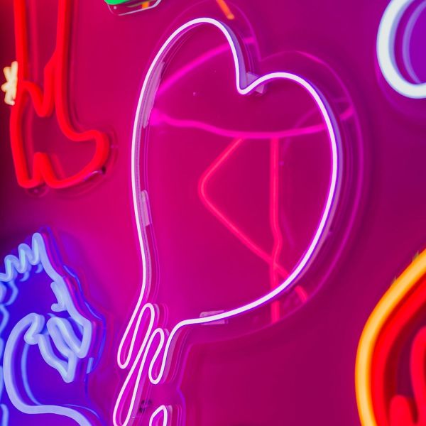 Custom Neon® Dripping Heart sign in pink