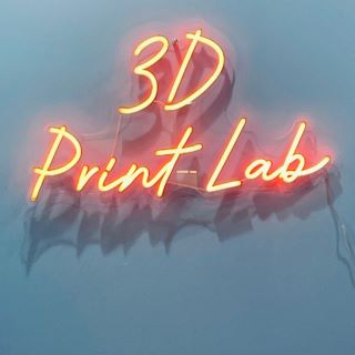 Custom Neon® orange directional sign for the 3D print lab @orthodonticshughes