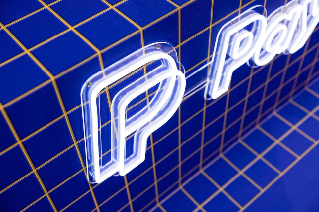 Custom Neon® PayPal Pay in 4 logo sign @seekeragency