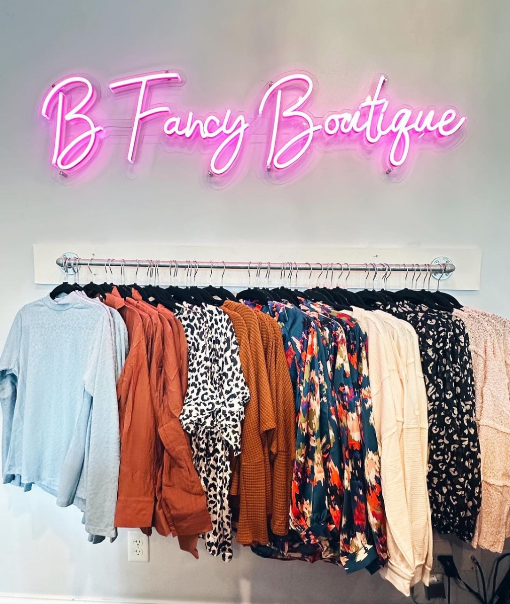 Custom Neon® store name sign @bfancyboutique