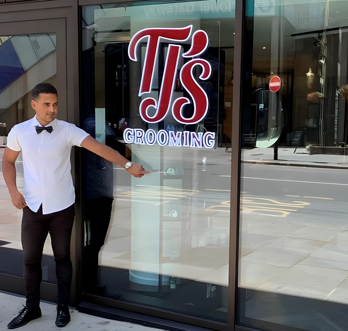 Custom Neon® logo sign @tjsgrooming @ramon_chaves21