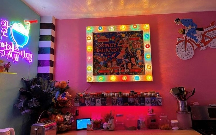 Custom Neon® noodle bowl artwork @ohhonestlyerin