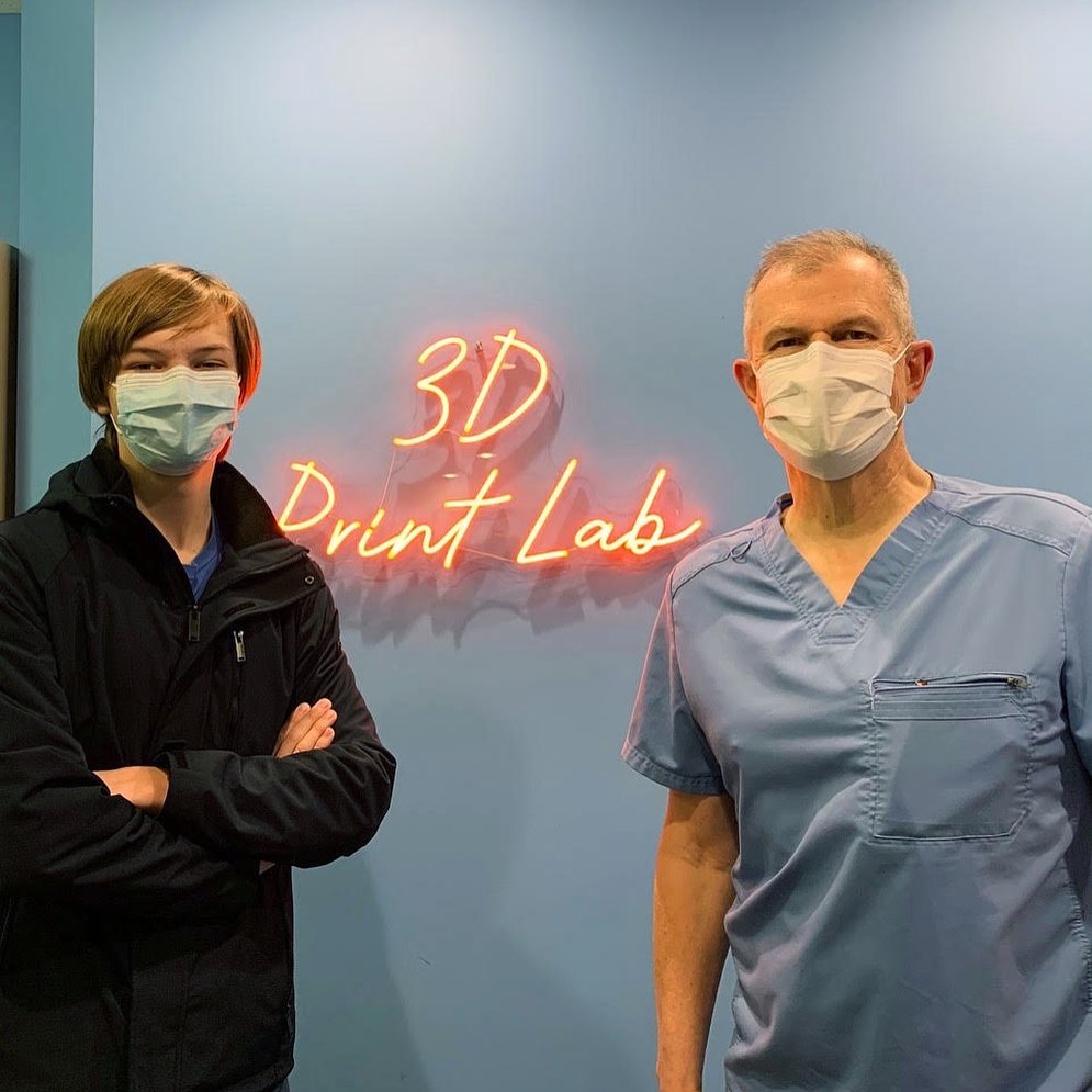 Custom Neon® sign @orthodonticshughes