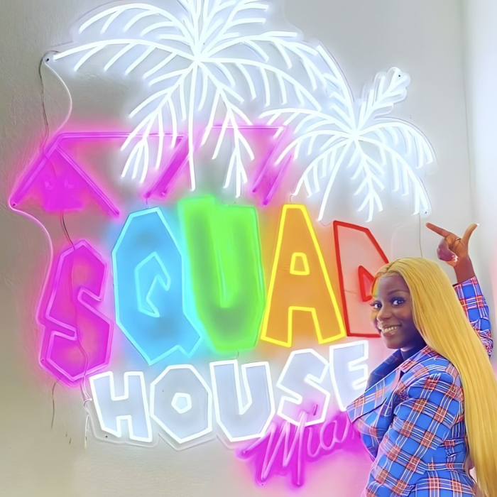 Custom Neon™ colourful social media channel logo @squadhouseofficial